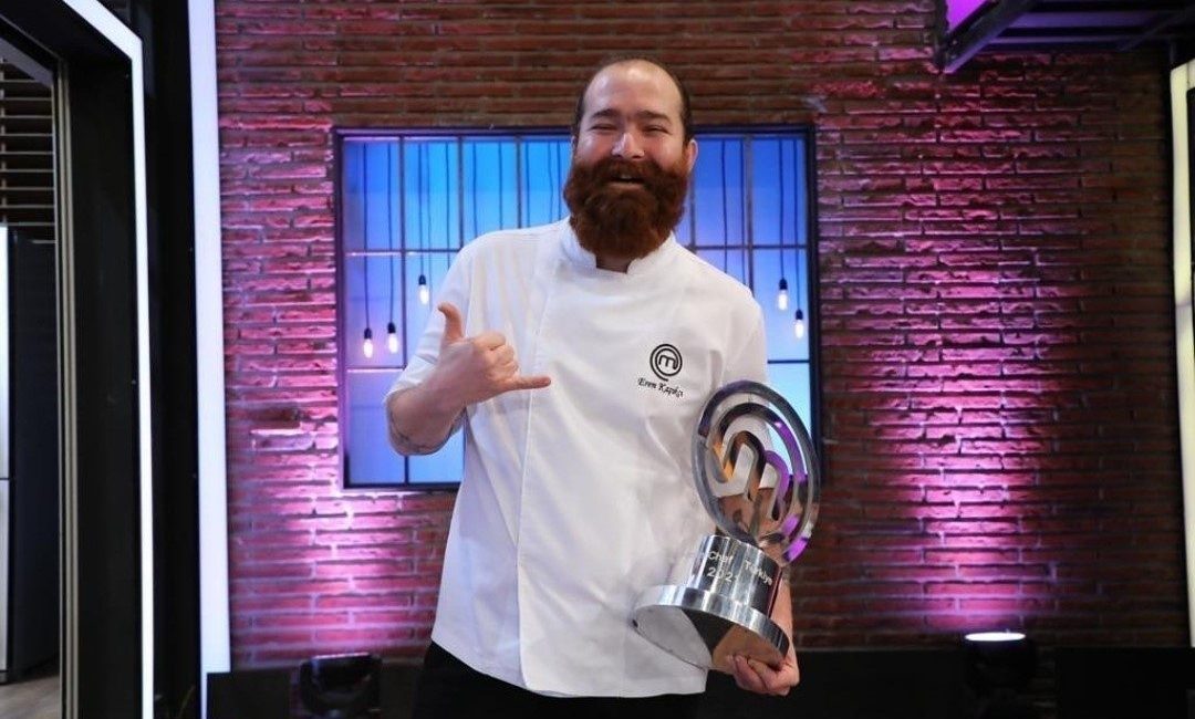 Bir televizyonda yayınlanan yemek yarışmasında 2021 yılında şampiyon olan ve