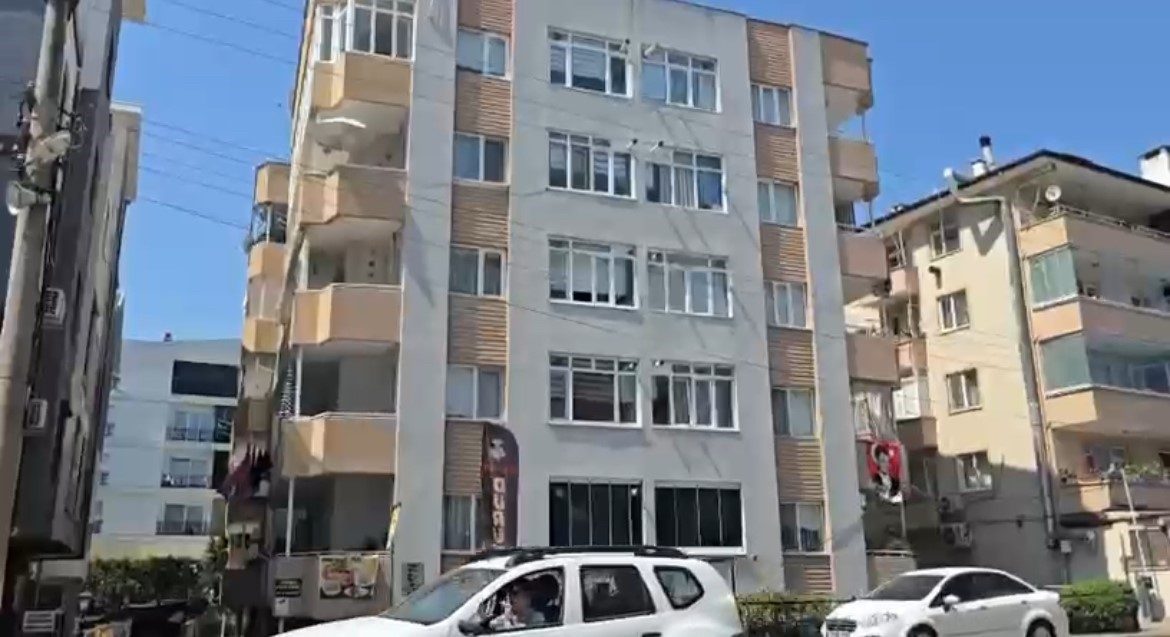 Bursa’nın Mudanya ilçesinde evinde ölü bulunan 77 yaşındaki kadının şüpheli