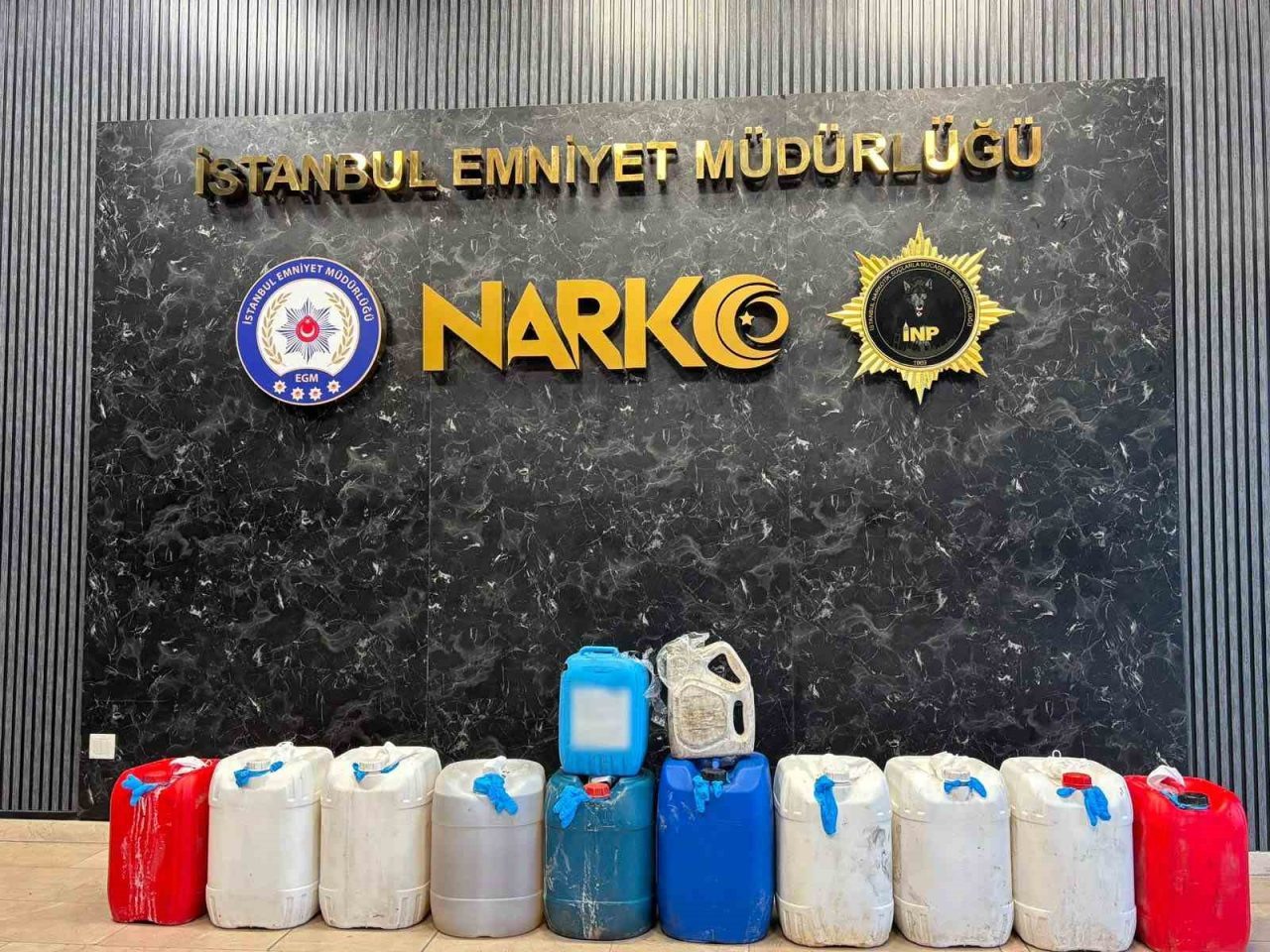 Sakarya’da ev ve işyerleri ile bir çekici ve dorsesine düzenlenen