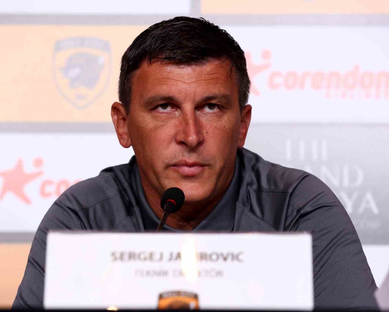 Hull City Teknik Direktörü Sergej Jakirovic, Premier Lig’deki yolculukları için