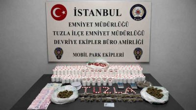 İstanbul’un Tuzla ilçesinde uyuşturucu ticareti yapılan bir evi saniye saniye