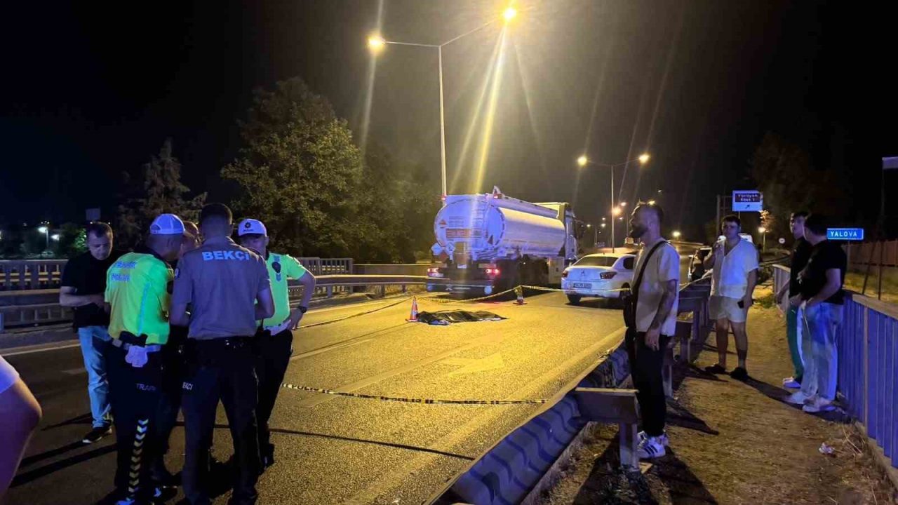 Yalova-İzmit kara yolunda otomobilin çarptığı yaya hayatını kaybetti. Alınan bilgiye