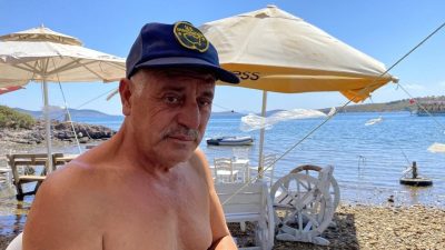 Balıkesir’in Ayvalık ilçesinde, Cunda Adası (Alibey) ile Maden Adası arasında