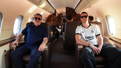 Beşiktaş, Sırp santrfor Dusan Vlahovic’in transferi için görüşmelere başlandığını Kamuyu