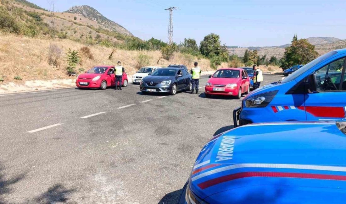 Bilecik’te jandarma ekiplerince günü birlik kiralanan evler ve kiralık araç