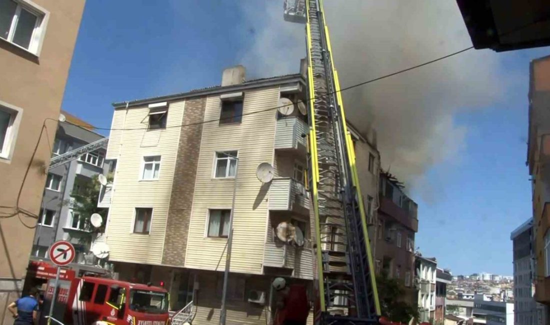 Gaziosmanpaşa’da 4 katlı binanın çatısında çıkan yangın kısa sürede büyüyerek