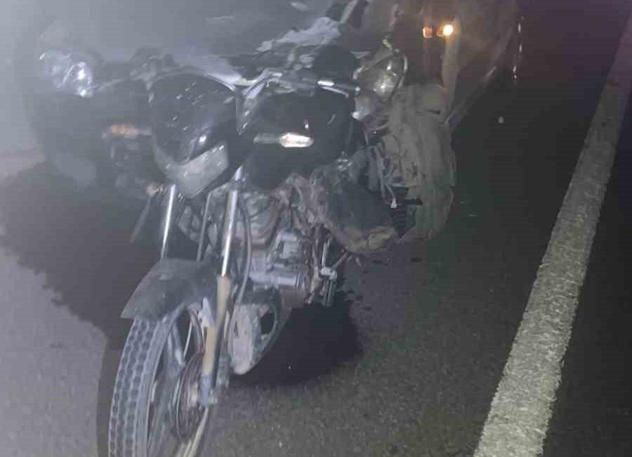 Edirne’nin İpsala ilçesinde meydana gelen trafik kazasında, motosiklet, arkadan çarpan