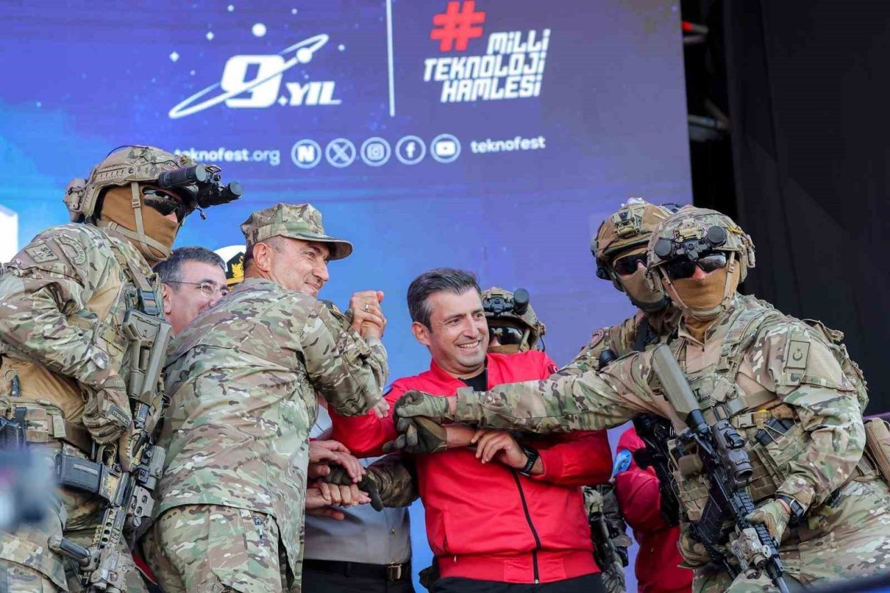 TEKNOFEST Mavi Vatan’ın kapanışında konuşan T3 Vakfı Mütevelli Heyeti Başkanı