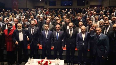 “Türkiye Yüzyılı Buluşmaları” kapsamında Sultanbeyli’de AK Parti ilçe teşkilatıyla bir