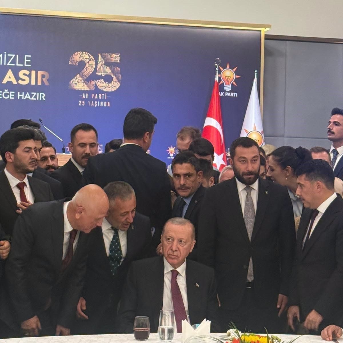 AK Parti Bilecik İl Başkanı Serkan Yıldırım Cumhurbaşkanı Recep Tayip