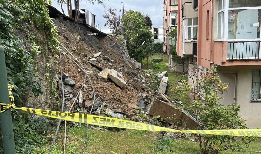 İstanbul’da etkili olan yoğun yağışların ardından Beşiktaş’ta bir lisenin istinat