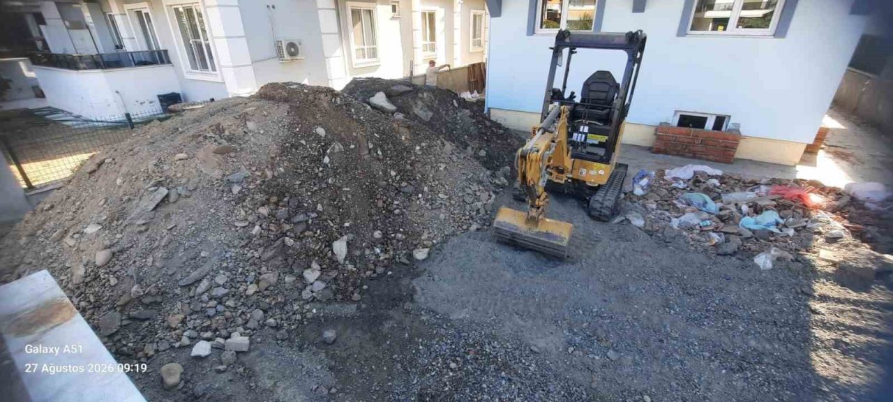 Burhaniye ilçesinde, Diyanet Gençlik Merkezi ve Koca Cami Kur’an Kursu