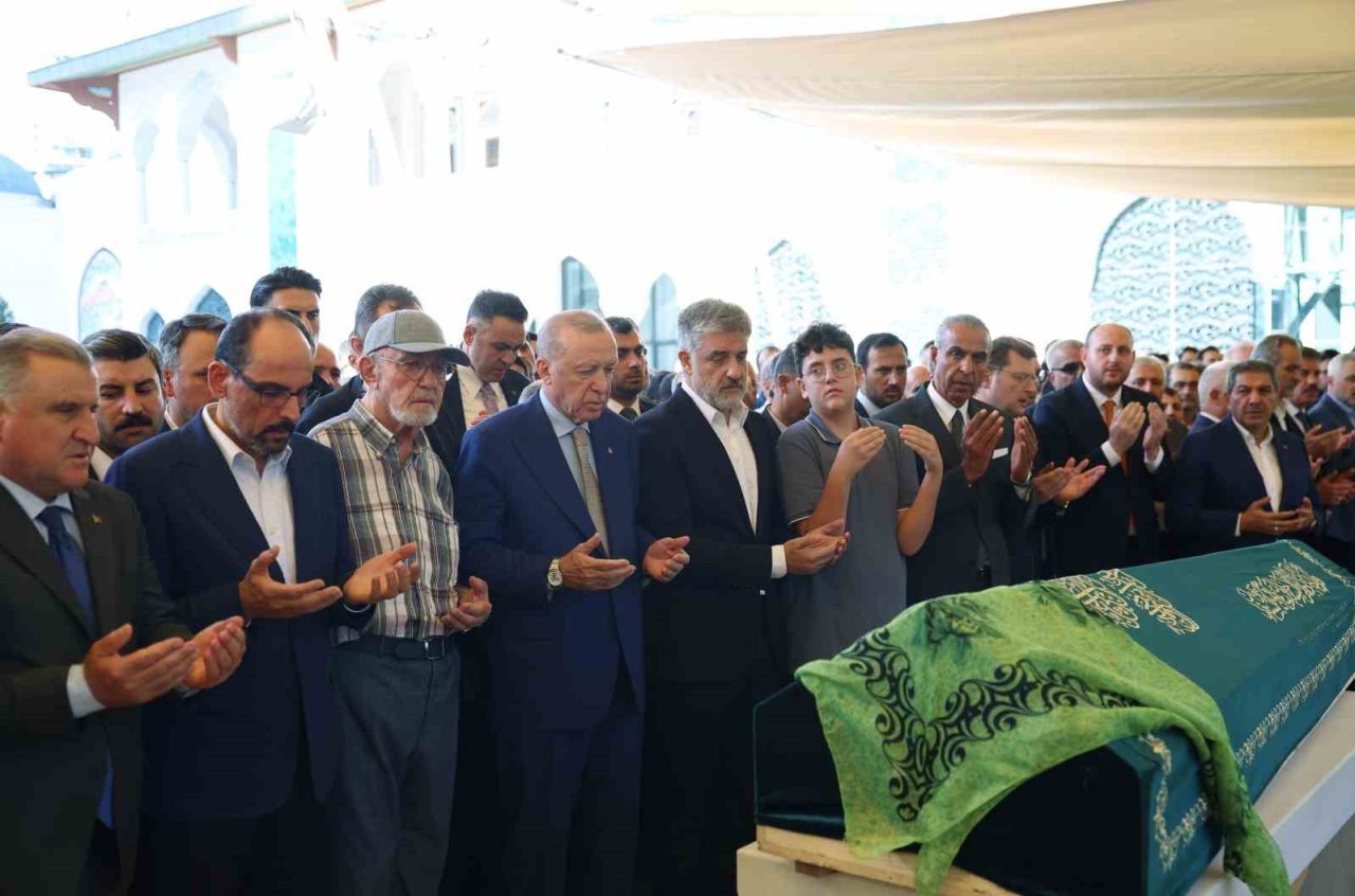 Cumhurbaşkanı Recep Tayyip Erdoğan, AK Parti Milletvekili Abdulkadir Emin Önen’in