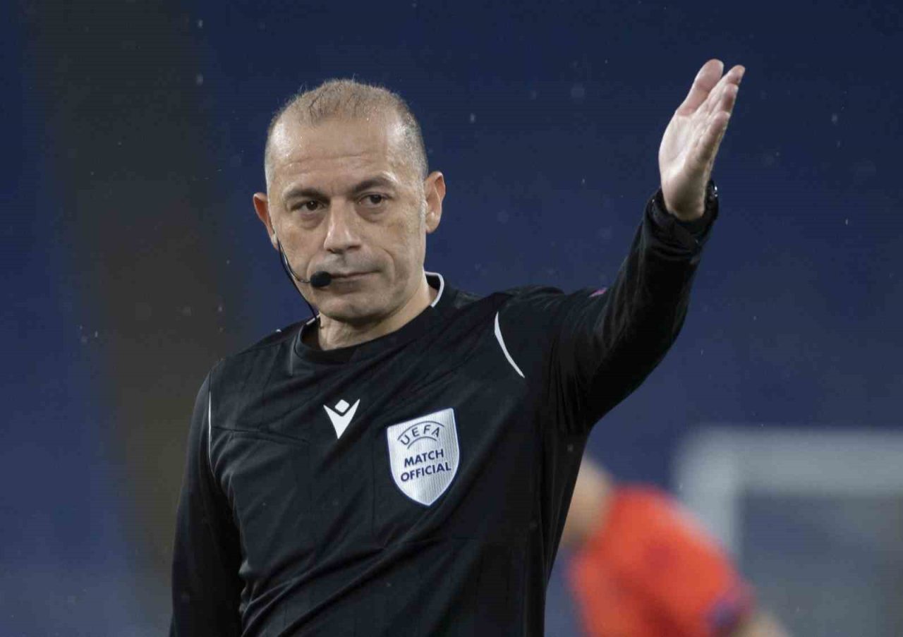 Rusya Futbol Federasyonu, FIFA kokartlı eski hakem Cüneyt Çakır’la uzun