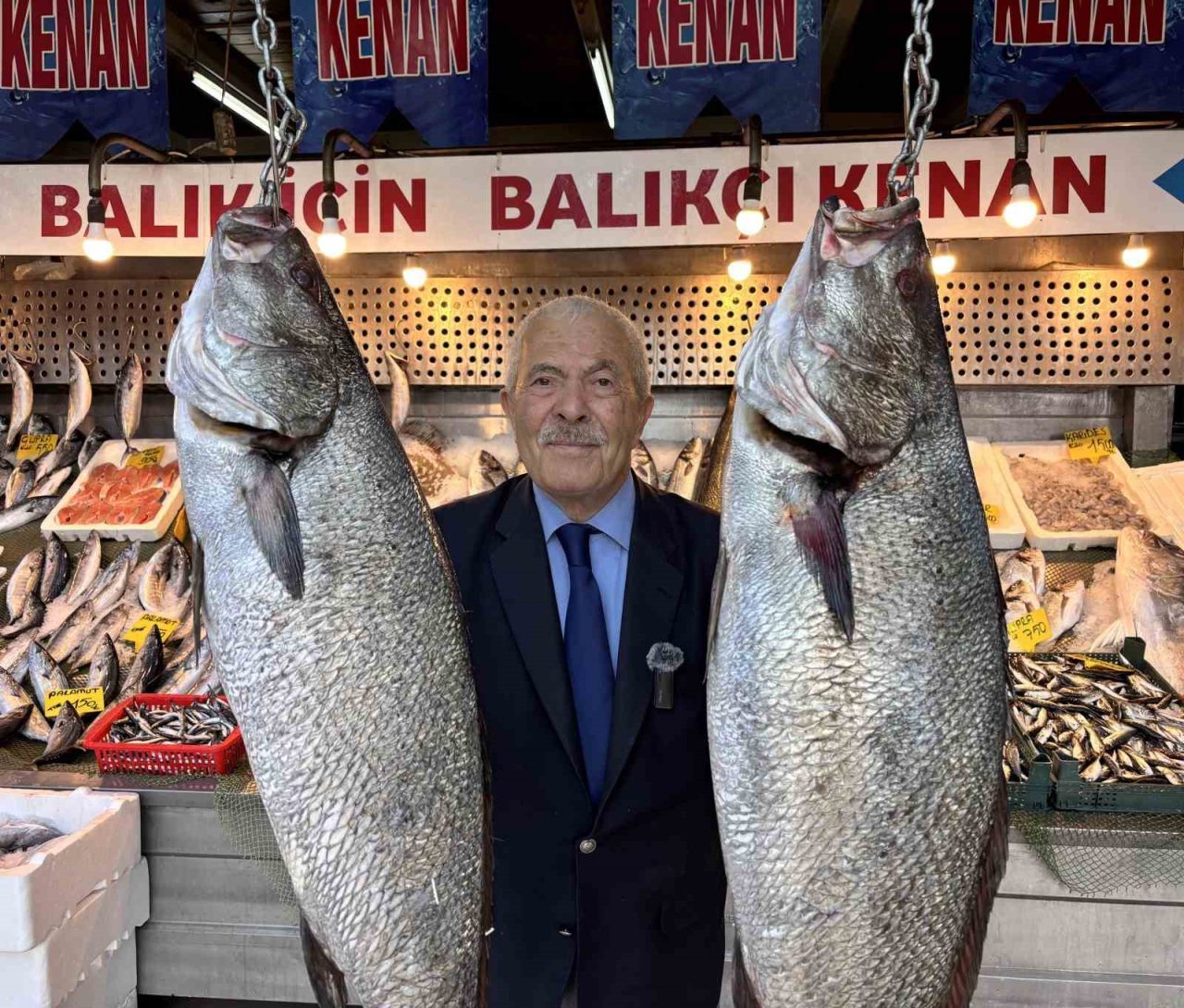 Av yasağının sona ermesiyle denizlerde balık bereketi yaşanmaya başladı. Türkiye