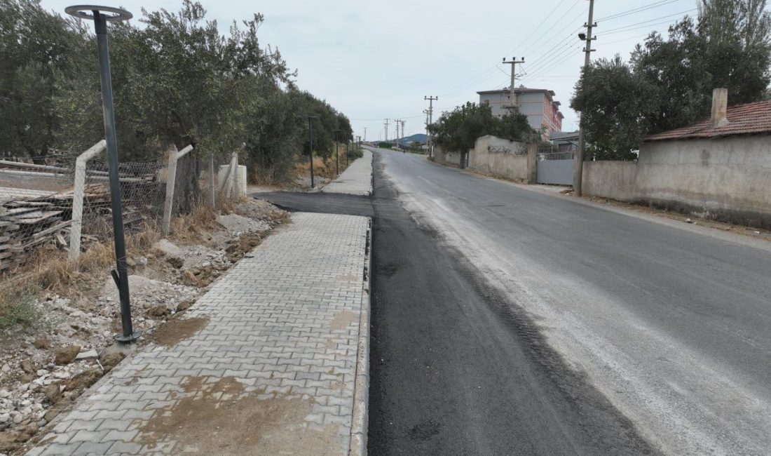 Edremit Belediyesi, Tuzcumurat Mahallesi Hamdibey Caddesi üzerinde gerçekleştirdiği yol genişletme,