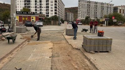 Balıkesir’in Edremit ilçesine bağlı Kadıköy Mahallesi 20140. Sokak’ta yol çalışmaları