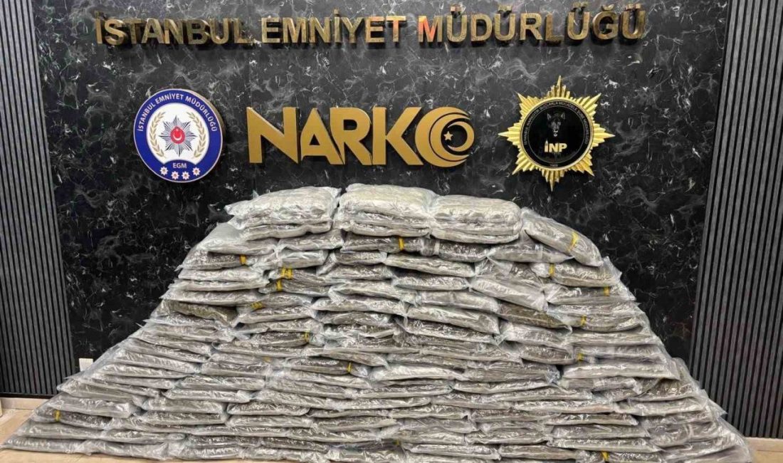İstanbul’un Esenyurt ilçesinde bir minibüs ile bir işyerine düzenlenen operasyonda,