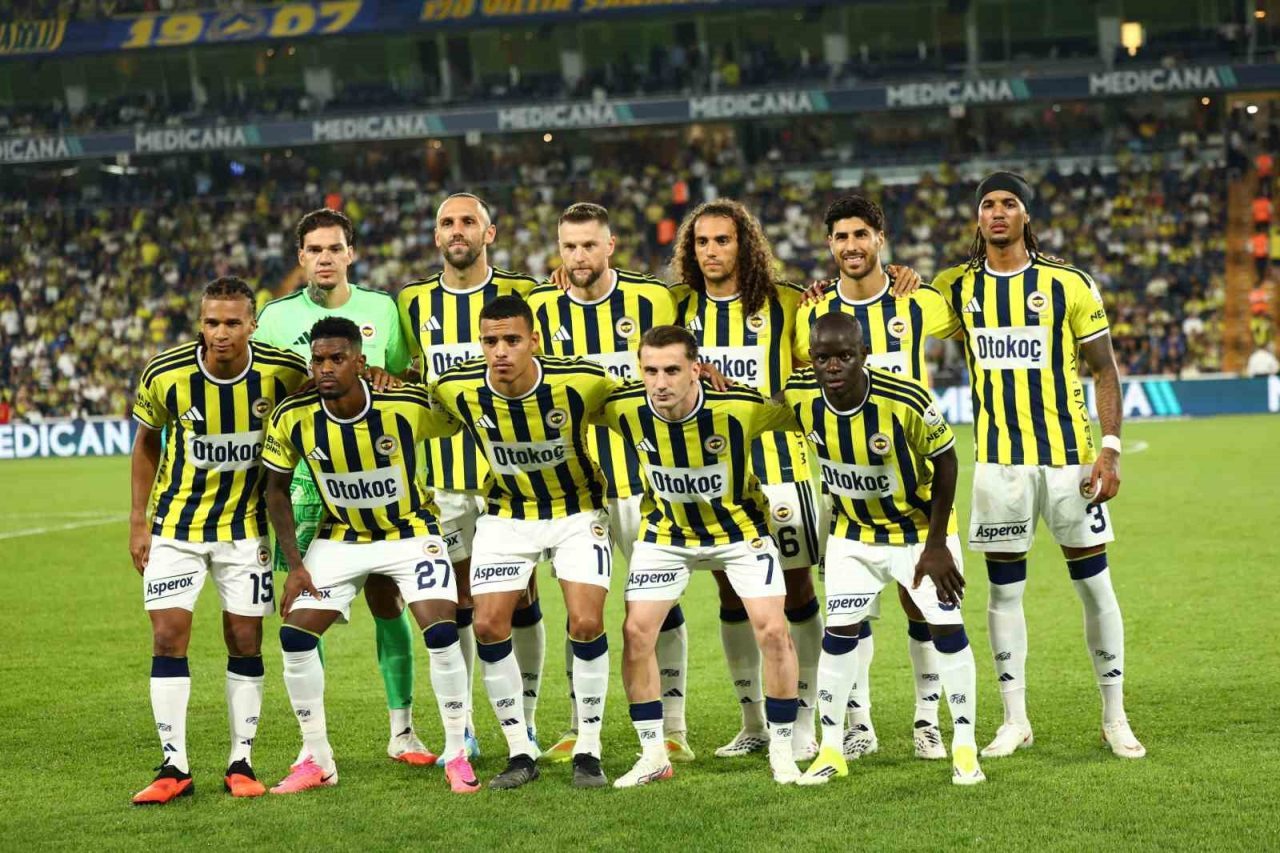 Fenerbahçe, Trendyol Süper Lig’de yarın oynayacağı Beşiktaş derbisini kazanarak galibiyet