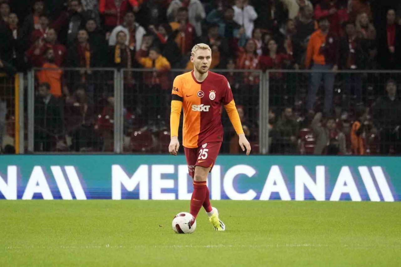 Galatasaray, Victor Nelsson’un sözleşmesinin karşılıklı anlaşılarak feshedildiğini TFF’ye bildirdi. Sarı-kırmızılılar,