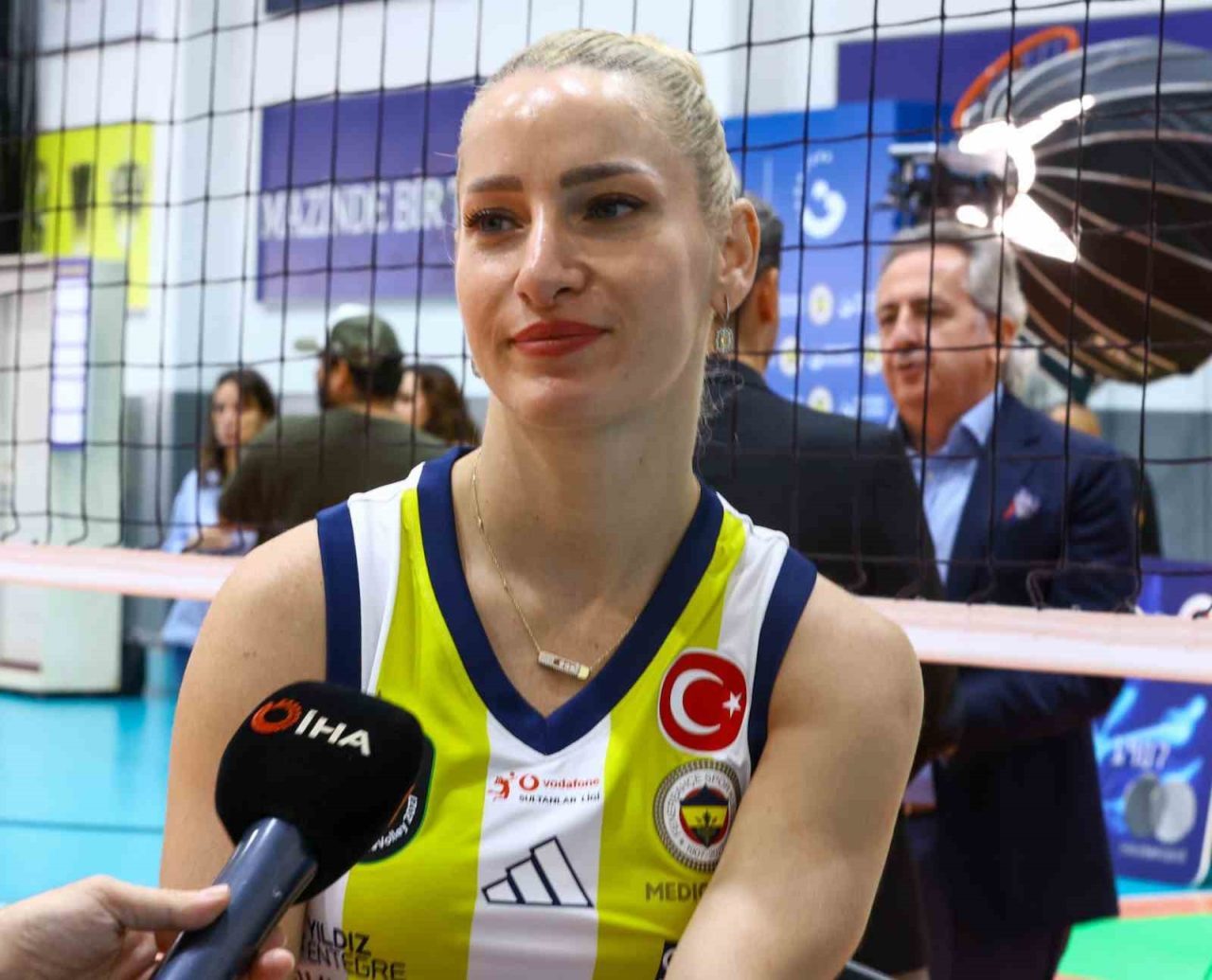 Fenerbahçe Medicana’nın başarılı liberosu Gizem Örge, bu sezon iyi bir