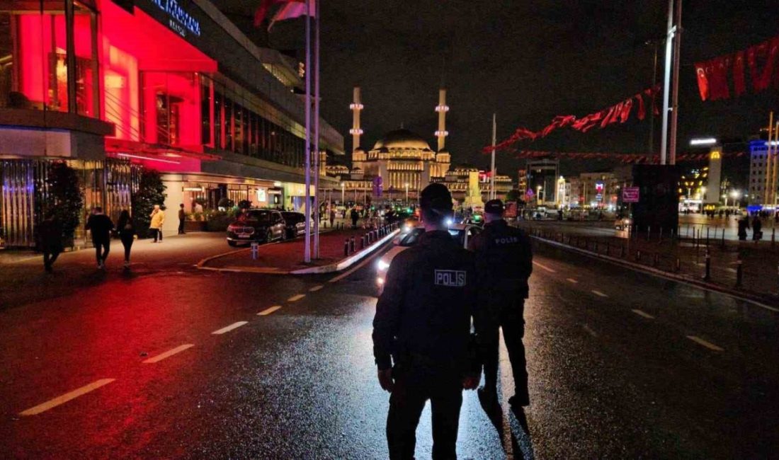 İstanbul Emniyet Müdürlüğü ekipleri tarafından il genelinde, ’Huzur İstanbul’ adlı