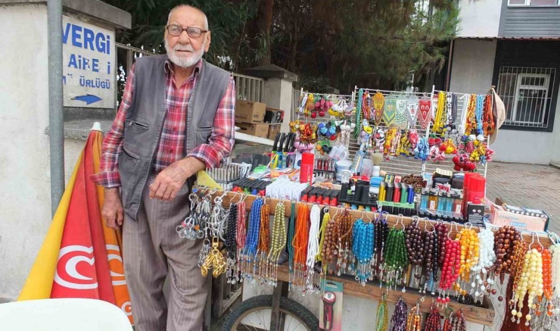 Burhaniye ilçesinde, İzmir’den gelen 75 yaşındaki Nuri Özcan, Burhaniye’de şifa