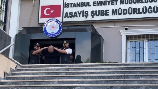 Kredi çekmek isteyen bir kişiyi “kredi puanını yükseltme” vaadiyle kandırarak