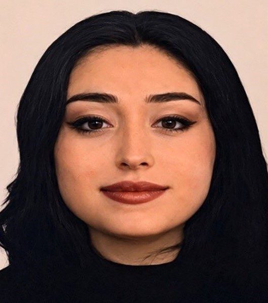 İstanbul Kağıthane’de bir rezidansın 14’üncü katındaki dairenin balkonundan avluya düşen