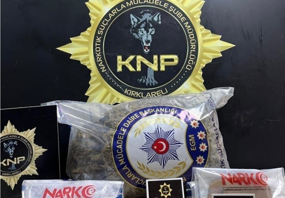 Kırklareli’nde düzenlenen operasyonda 4 kilo 370 gram skunk, 290 gram