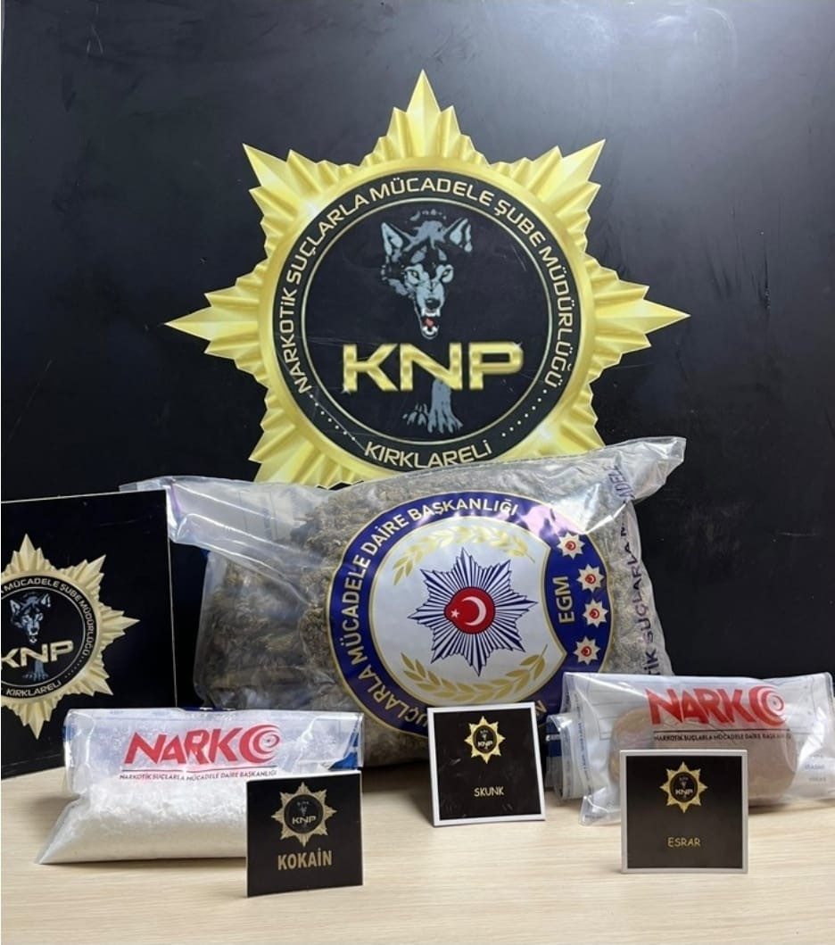 Kırklareli’nde düzenlenen operasyonda 4 kilo 370 gram skunk, 290 gram