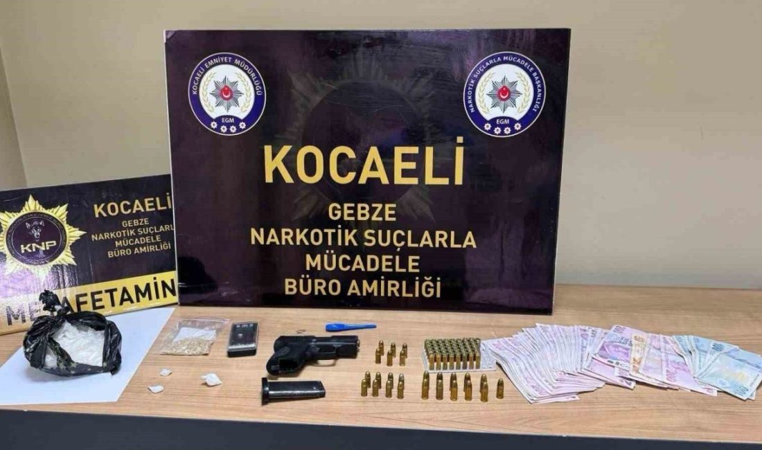 Kocaeli’de düzenlenen uyuşturucu operasyonunda yakalanan 3 şüpheli tutuklandı. Aramalarda 247
