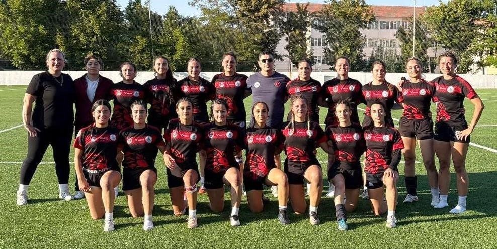 Körfez Gençlerbirliği Spor Kulübü Kadın Ragbi Takımı, deplasmanda karşılaştığı Kütahya