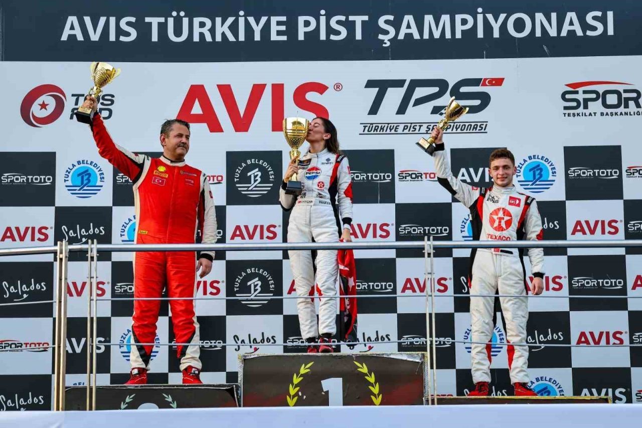 AVIS 2026 Türkiye Pist Şampiyonası’nın ilk kadın lideri Seda Kaçan,